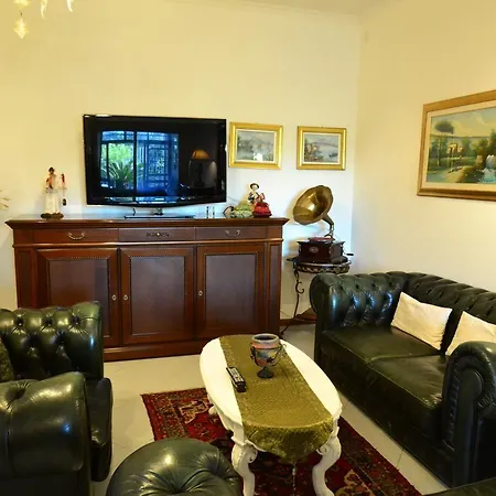 Casa vacanze Cosy In With Garden *
